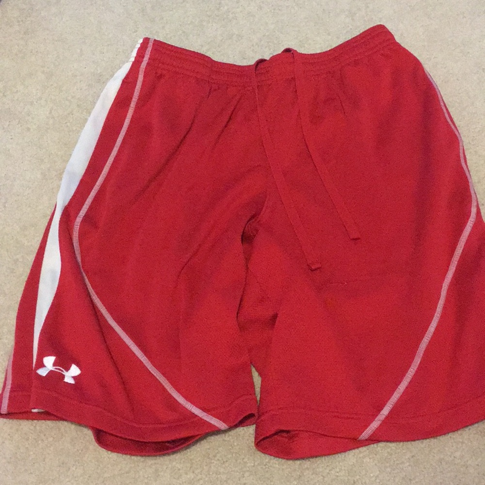 Red Under Armour Athletic Shorts M 🏸🏐🏉⚾️🏈🏀⚽️